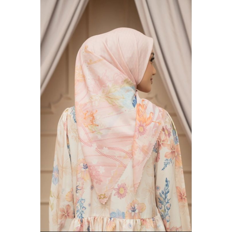 Namora Scarf Wearing Klamby (IED SERIES)