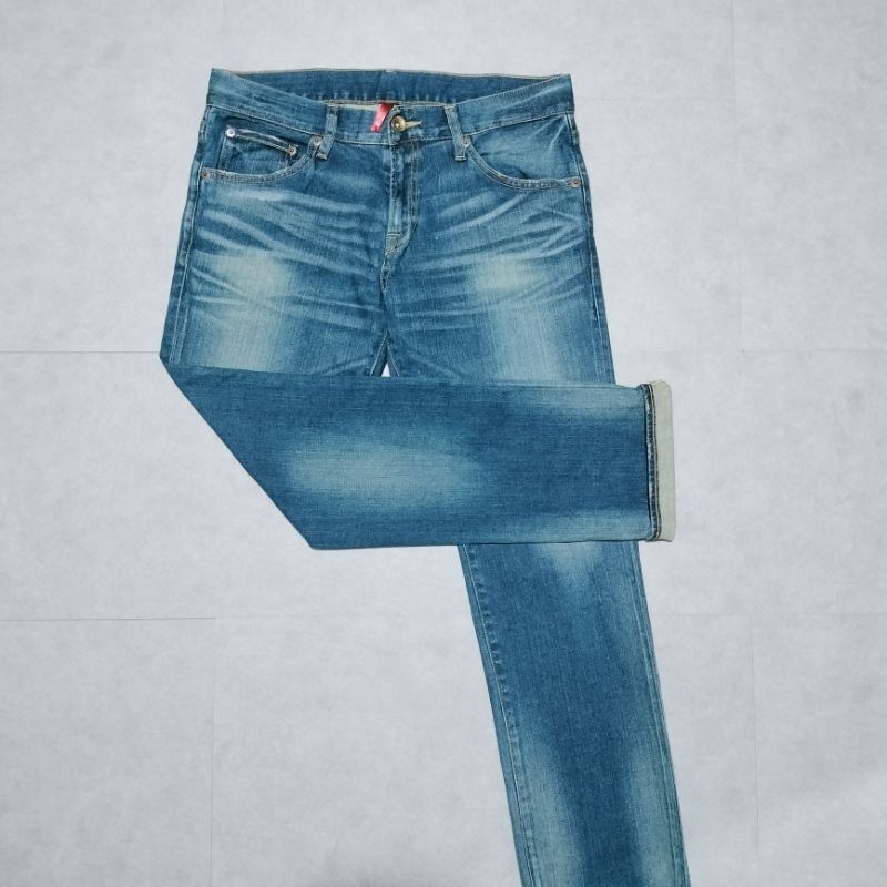 UNIQLO UJ jeans