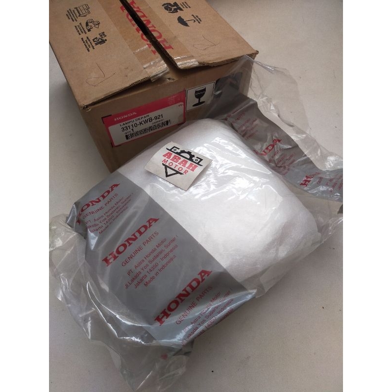 Headlight Unit Honda Blade 33110KWB921