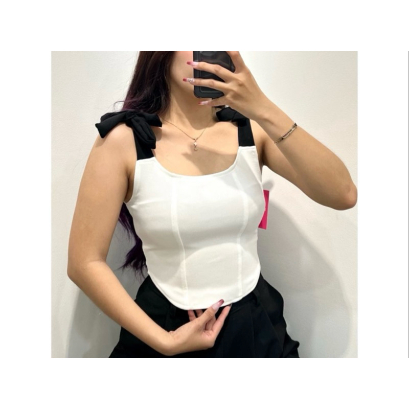 Preloved tank top crop pita white black ribbon atasan knit