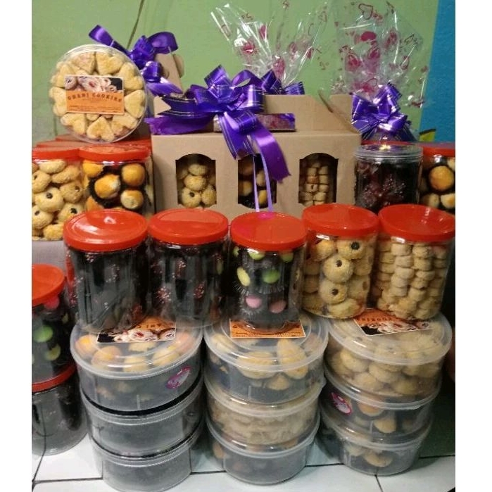 

Paket Hemat Kue Kering
