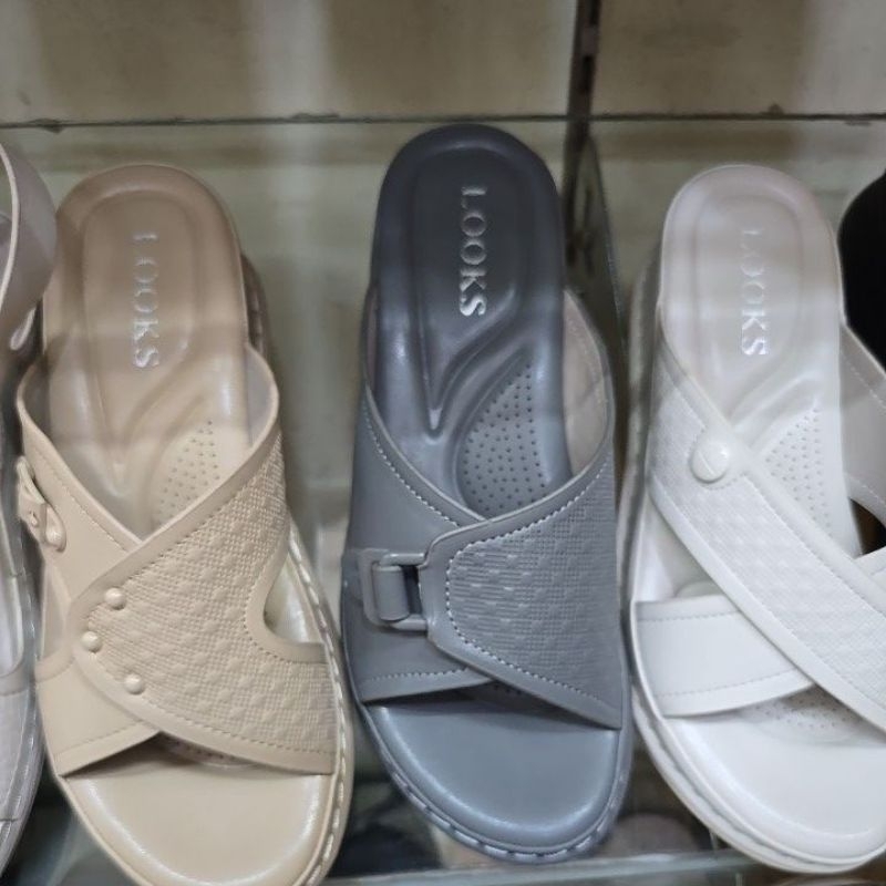 Looks flatshoes sepatu wedges hak wanita