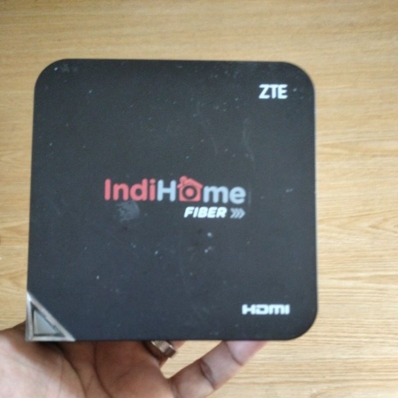 STB ZTE ZXV10 B760H Batangan