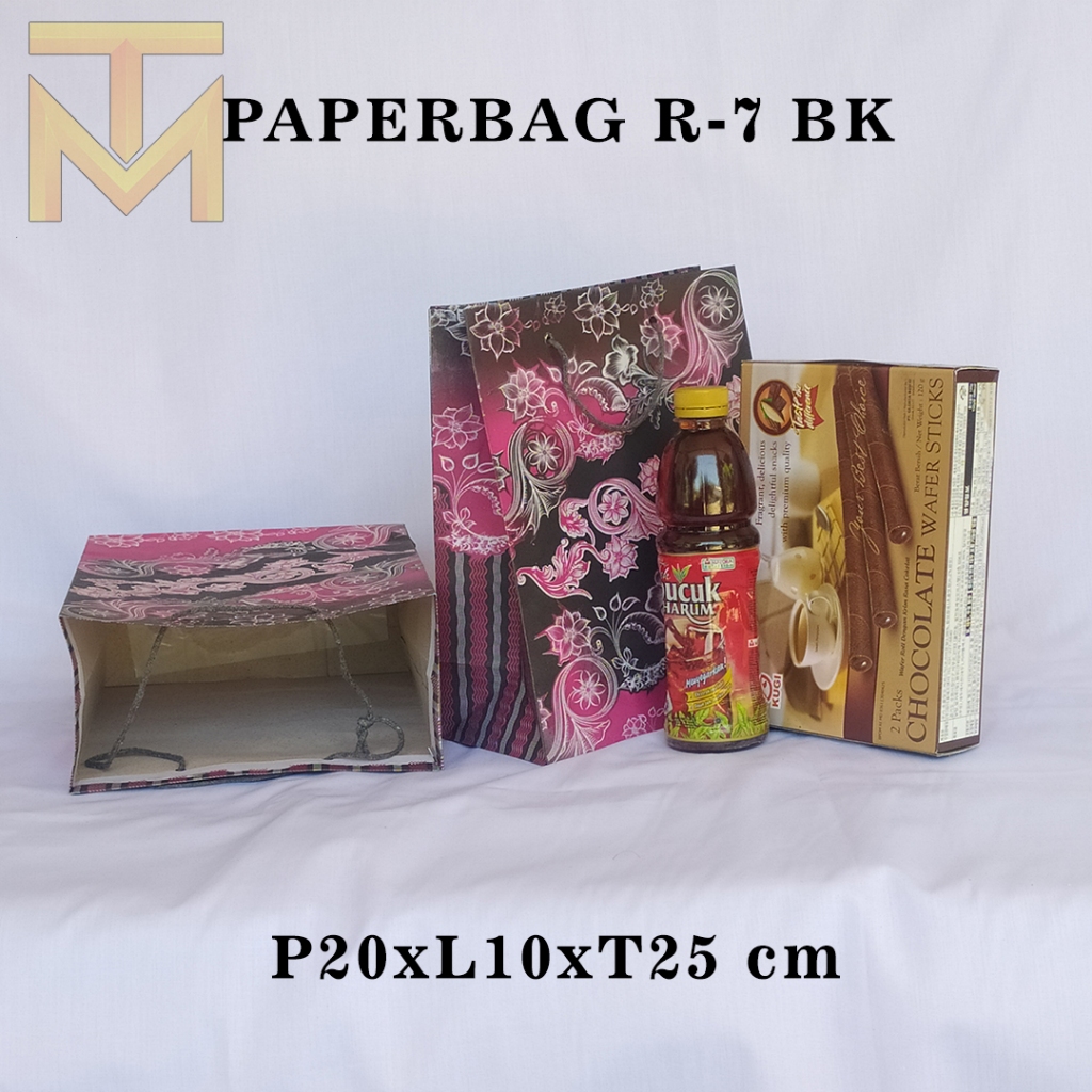 

PAPERBAG R-7 BK MOTIF 2 WARNA UKURAN P20 X L10 X T25 CM