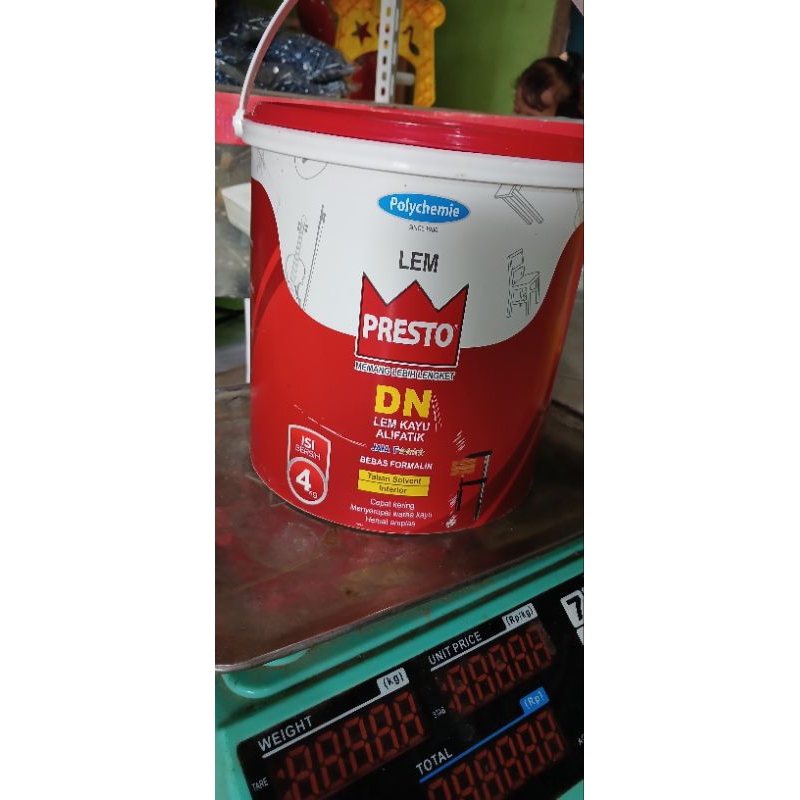 

DN PRESTO 4 kg / DN ALIFATIK 4 KG lem dn