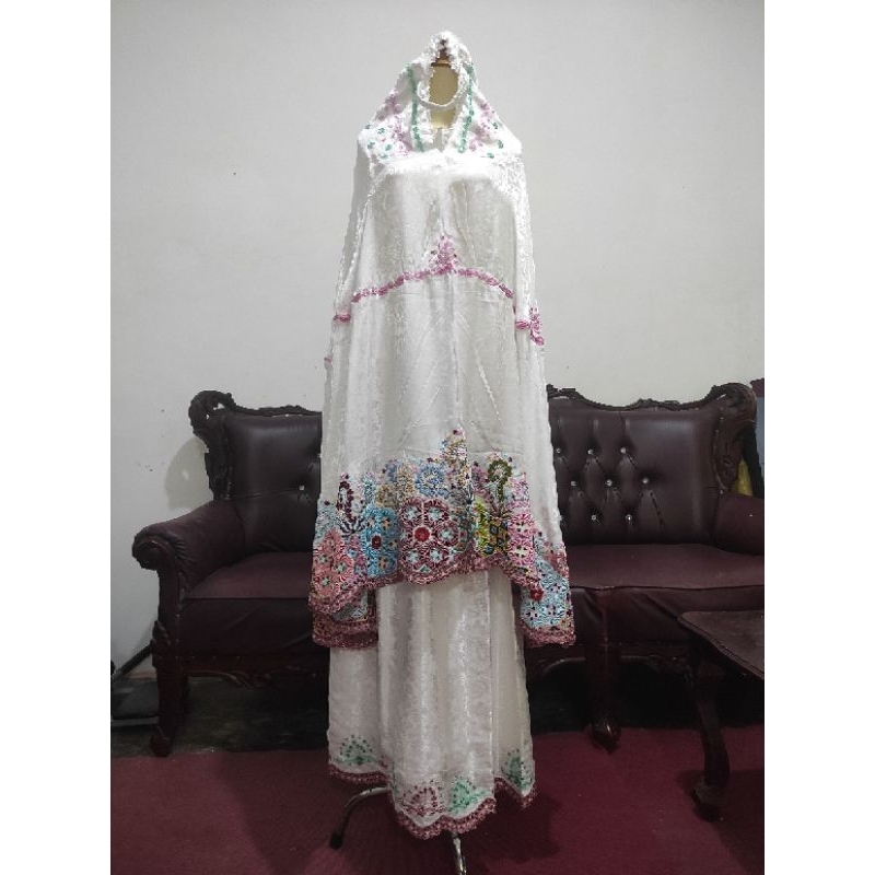 mukena bordir kerancang premium khas Bukittinggi