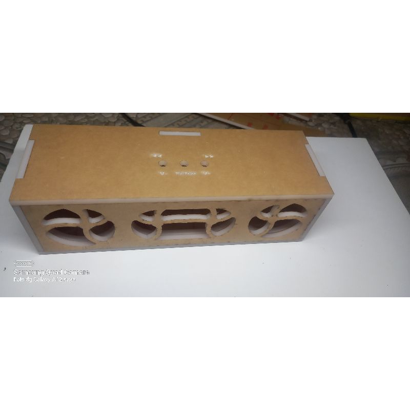 box speaker 2 inch akrilik putih