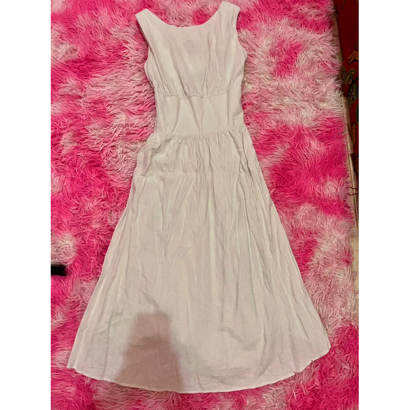 midi dress putih