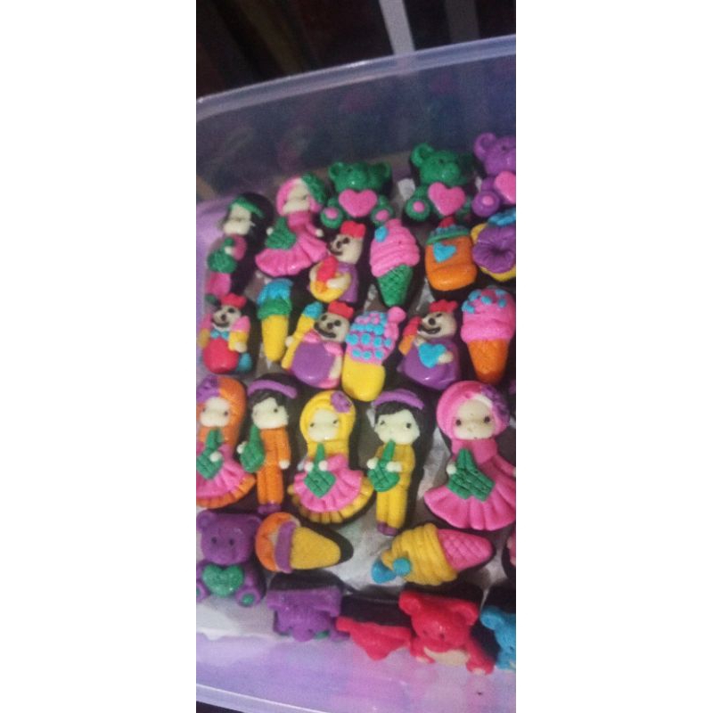 

Coklat kiloan souvenir coklat karakter