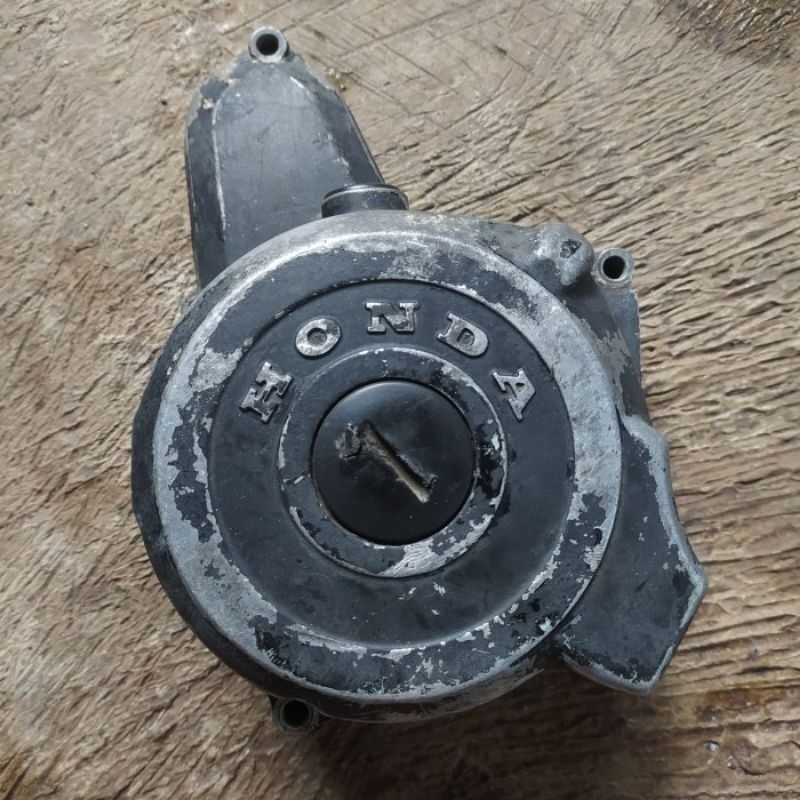 blok magnet bak magnet tutup magnet grend Supra x lama seken original