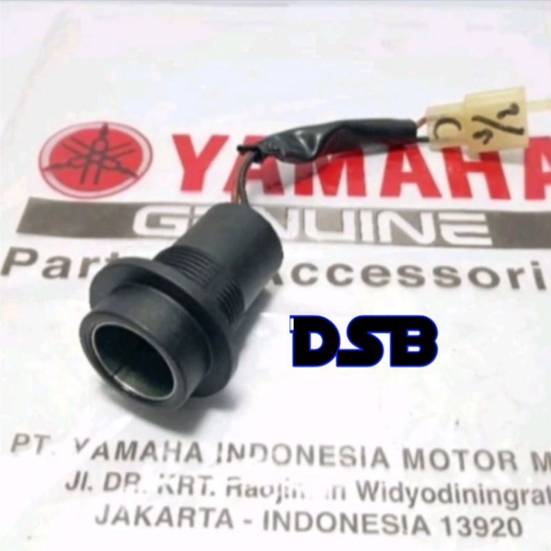 Charger HP USB Yamaha Lexi 125 12 volt original power outlet