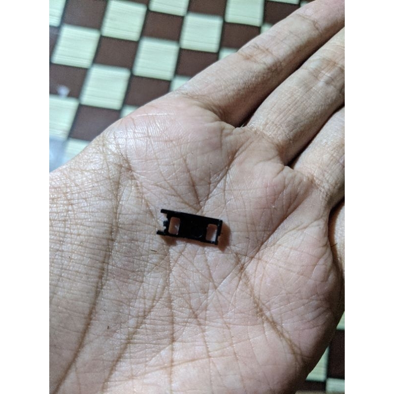 plat penahan lcd xz1 ori copotan