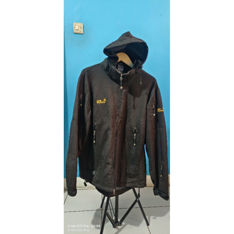 jaket outdoor JWS