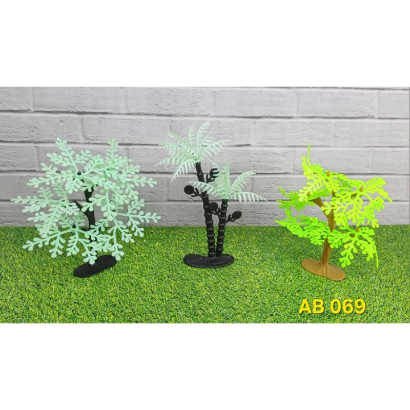 Mainan Pohon untuk rumah boneka