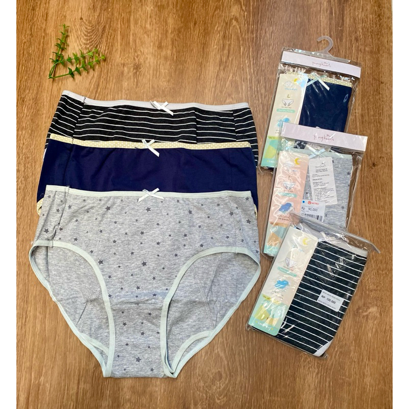 YOUNG HEARTS SANITARY PANTY MENS CELANA DALAM HAID WANITA SIZE M L