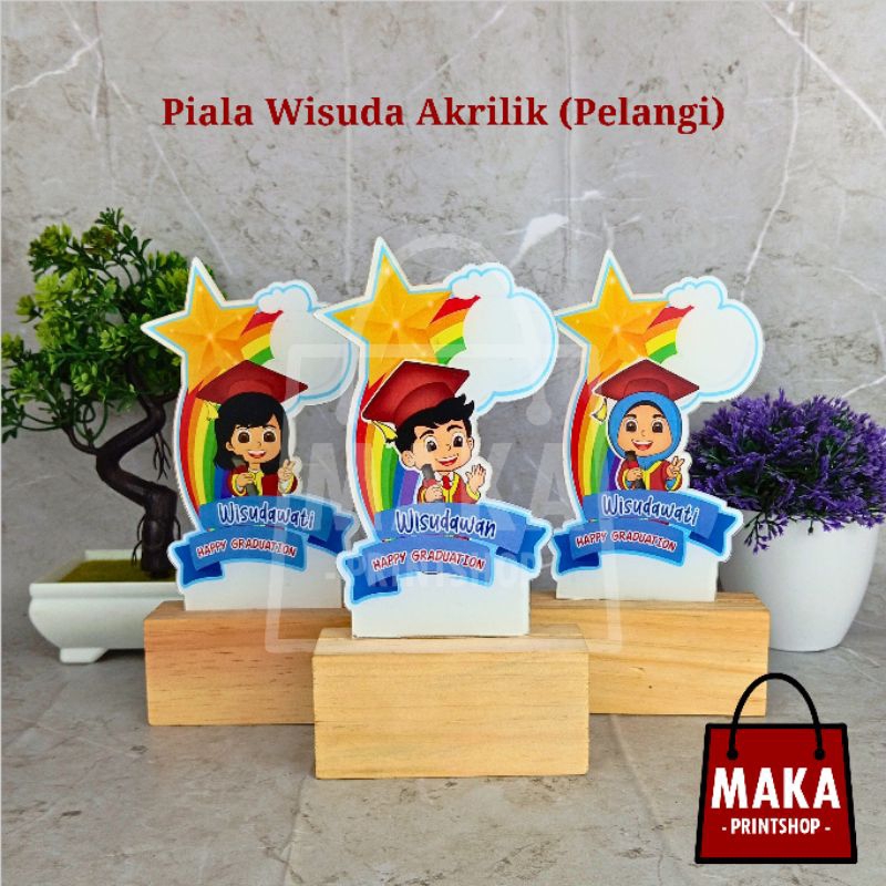 Plakat Wisuda Akrilik (Pelangi) Tatakan Kayu - Piala Wisuda Akrilik Karakter Desain Bintang - Plakat Akrilik - Plakat Wisuda