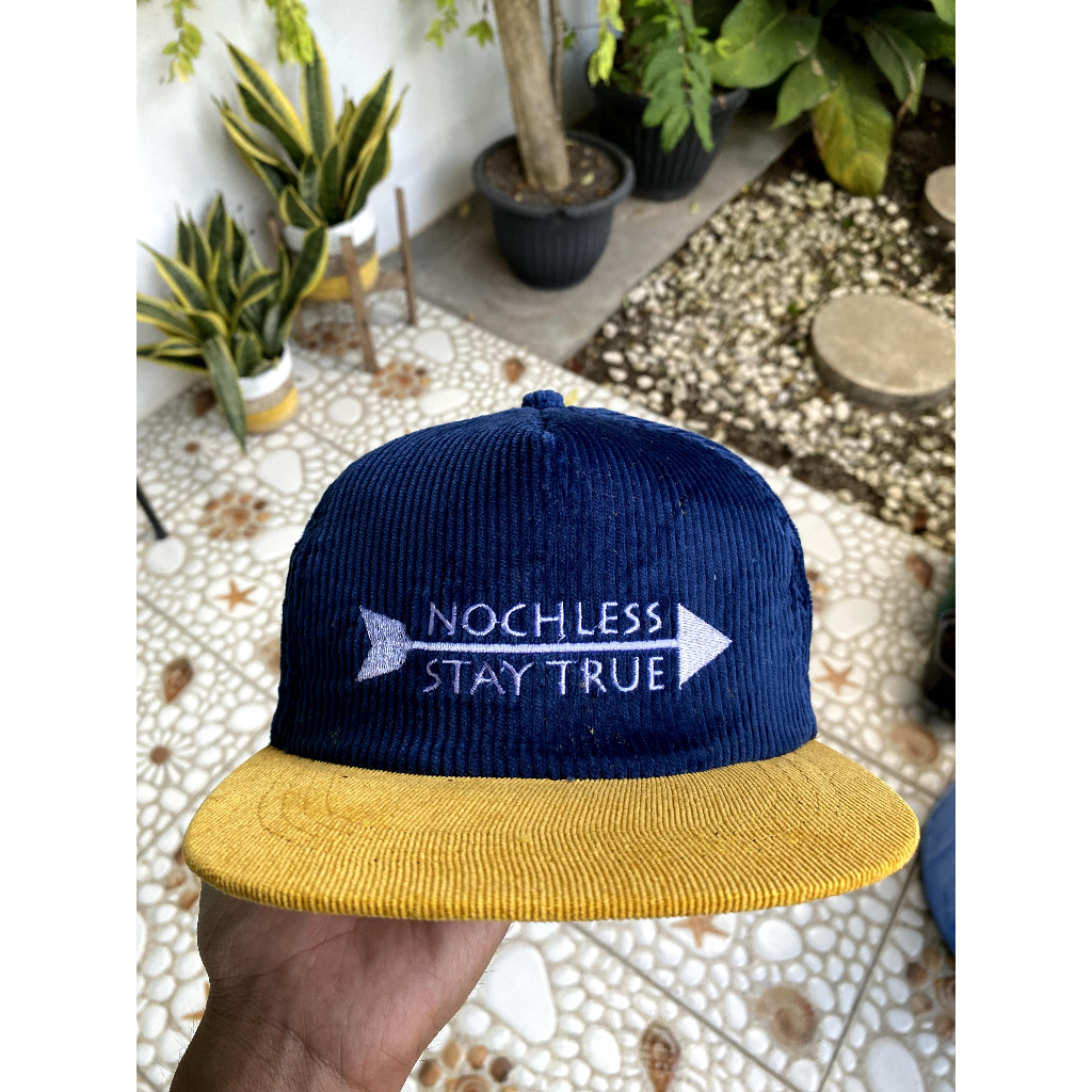 NOCHLESS- SNAPBACK CAPS TWOTONE NAVY AND YELLOW  | Topi snapback corduroy unisex bordir topi premium