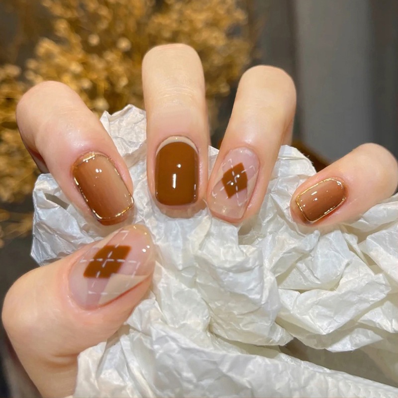 PSBY47 - 24 Pcs Kuku Palsu Free Lem, Motif Pendek Coklat Motif Garis Simple,Wedding Nails Fake Nail 