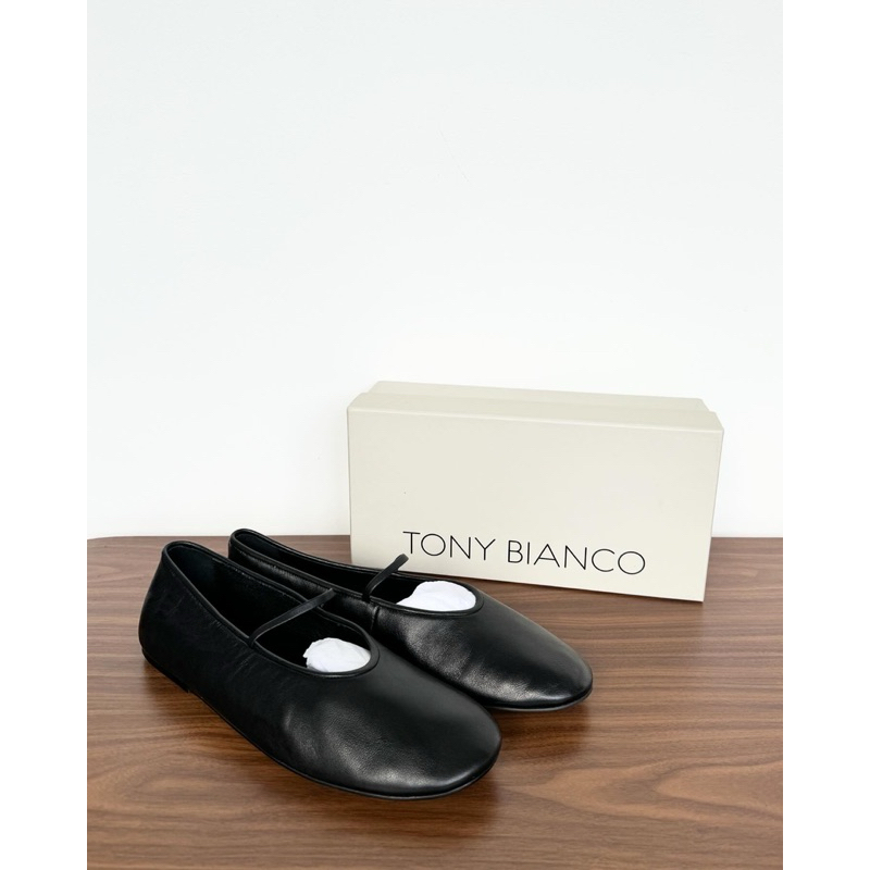 tony bianco martinez flat size 10