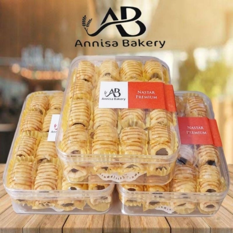 

Annisa Bakery / Nastar Wisman / Nastar Gulung / Nastar roolls / Pineapple Tarts (450gr)