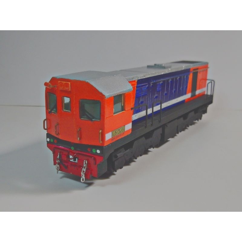 Miniatur Lokomotif BB202 Skala 1:87