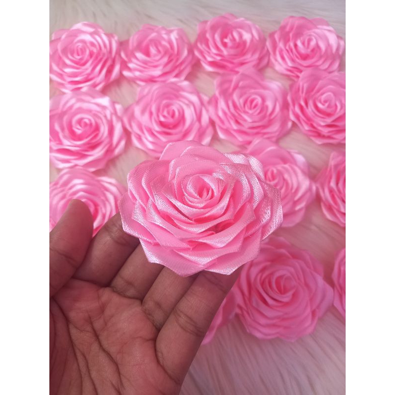 BUNGA MAWAR LIPAT PITA SATIN 5 CM