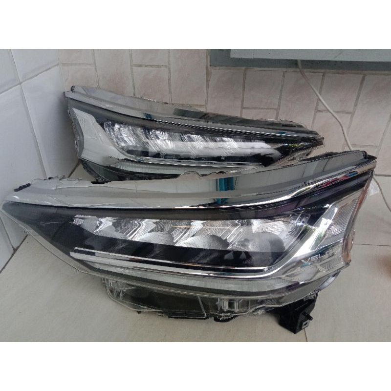 headlamp lampu depan Toyota Avanza Veloz 2021-2023