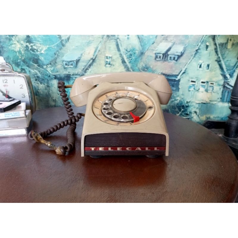 Pesawat Telepon Telpon Kabel  Jadul Antik Vintage lawas Kuno Tua Hiasan dekorasi dinding ruangan pro