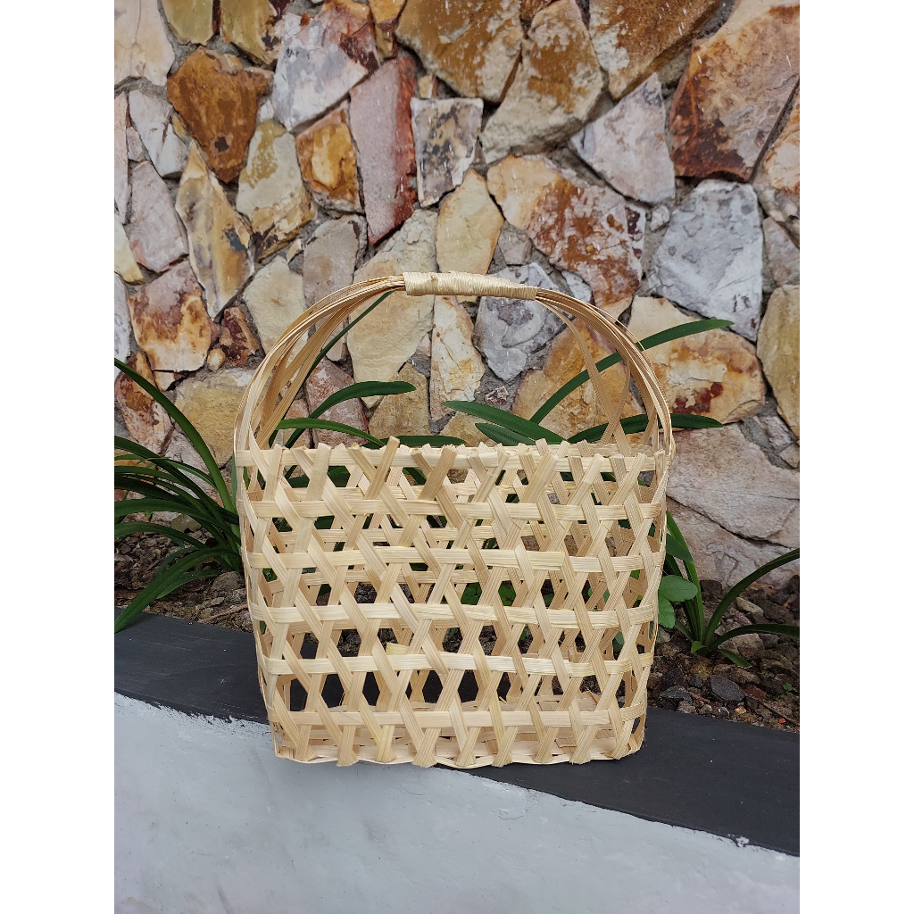 

TAS BAMBU HAMPERS UKURAN 20CM