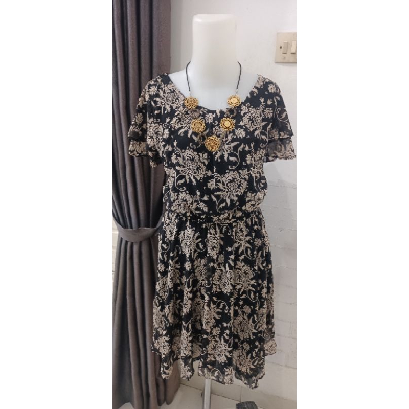 pl Midi dress ceruti hitam berfuring motif bunga Cantik Branded