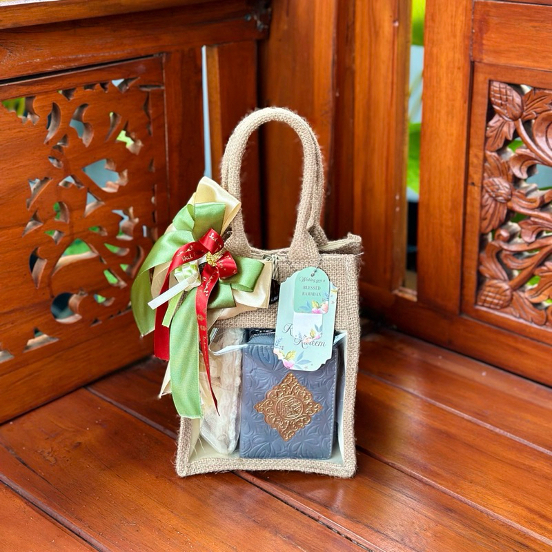 

Hazel Hampers