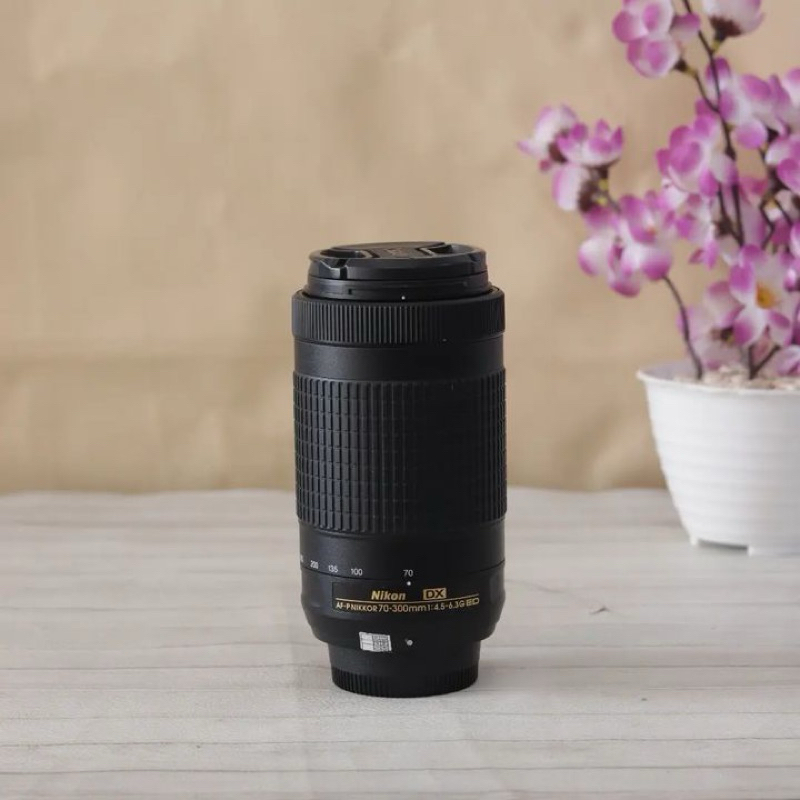 Lensa Tele Nikon AF-P 70-300 Nikkor AF-P Mulus