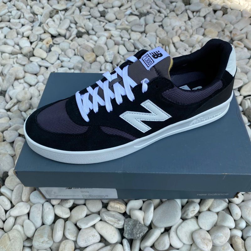 Sepatu Sneakers New Balance CT300 Clasic Black White  ( CT300BB3 )