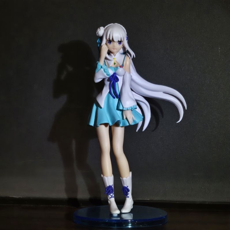 Action Figure Emillia Re:Zero Anime girl kawaii action figure pajangan aestetic anime otaku animers