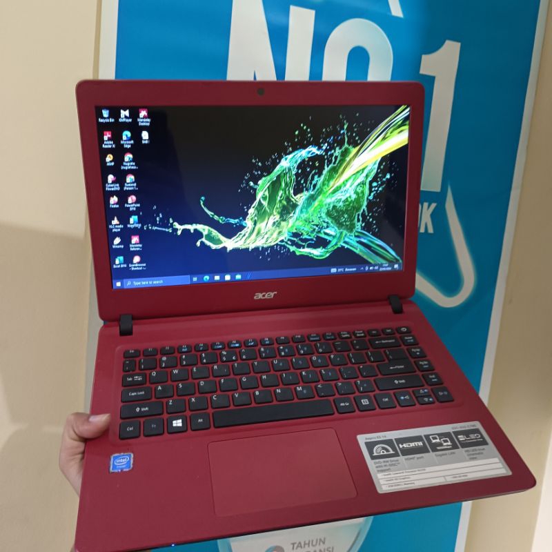 Laptop acer es14-432 Merah likenew