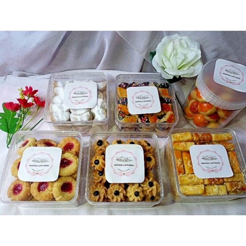 

KUE SEMPRIT MAWAR 250gr /KUE KERING LEBARAN