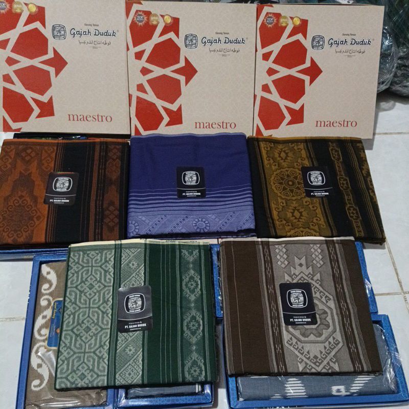 SARUNG GAJAH DUDUK MAESTRO/SARUNG GAJAH DUDUK SERUMPUN