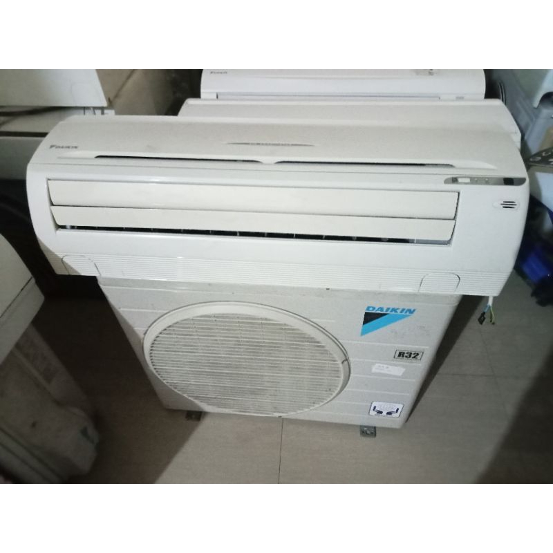 ac second daikin tailand  1/5 pk