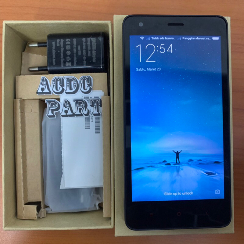 Hp Second Redmi 2 1/8GB Black Tidak Bergaransi