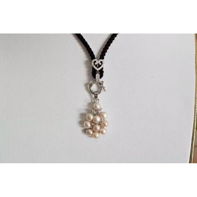 liontin mutiara asli