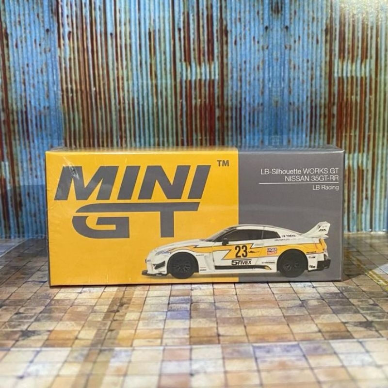 Mini GT LB Silhouette Works (LBWK) GT Nissan 35GTR