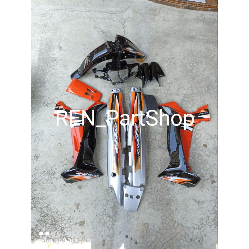 Cover Body Fiz R F1z R  Fiz r milenium Silver oren orange, Cover Body full Set Halus YAMAHA F iz R