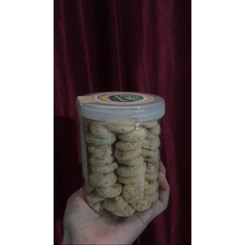 

kue Sagu keju Lebaran ukuran toples 500ml