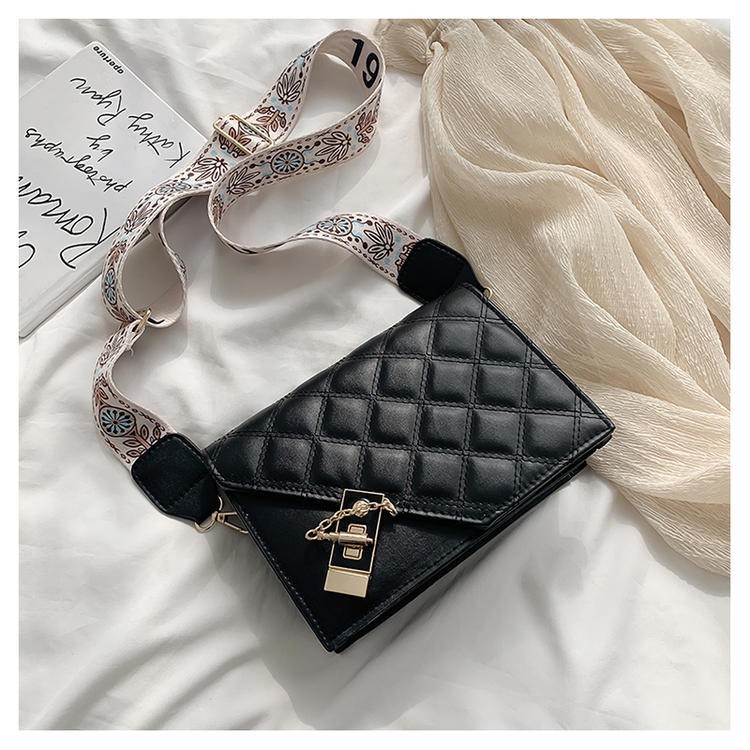 TAS SELEMPANG WANITA HAMPTON TALI KANVAS LEBAR KULIT HITAM PESTA BRANDED KOREA BATAM / TAS 017