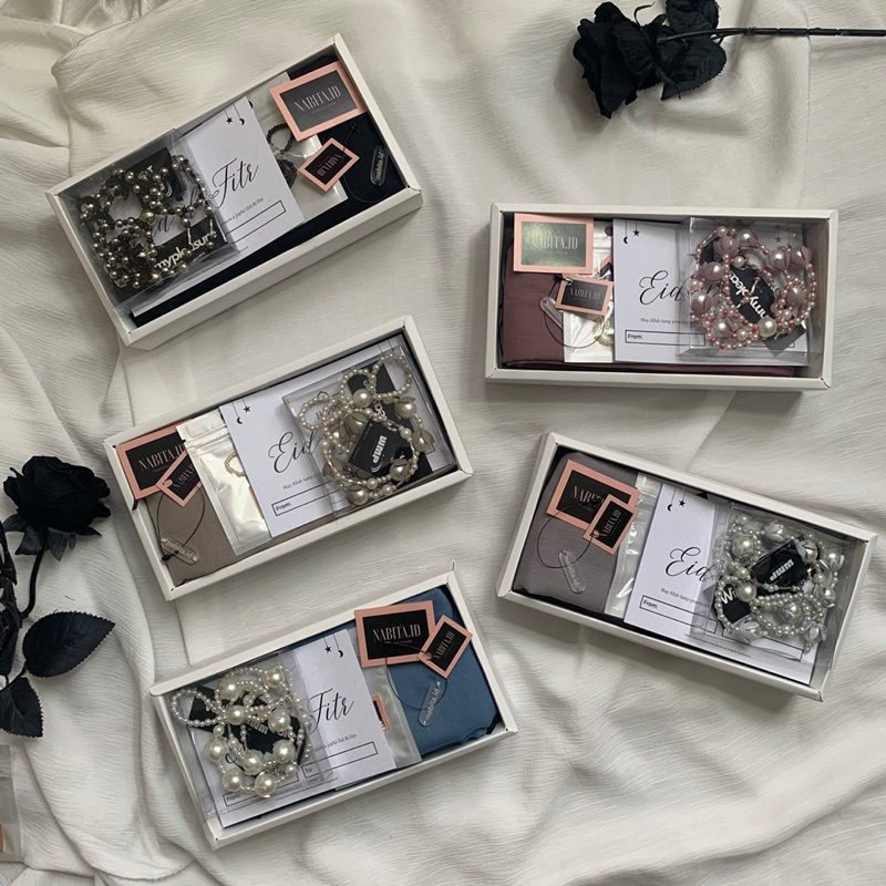 

HAMPERS LEBARAN | HAMPERS AESTHETIC | HAMPERS GIFT