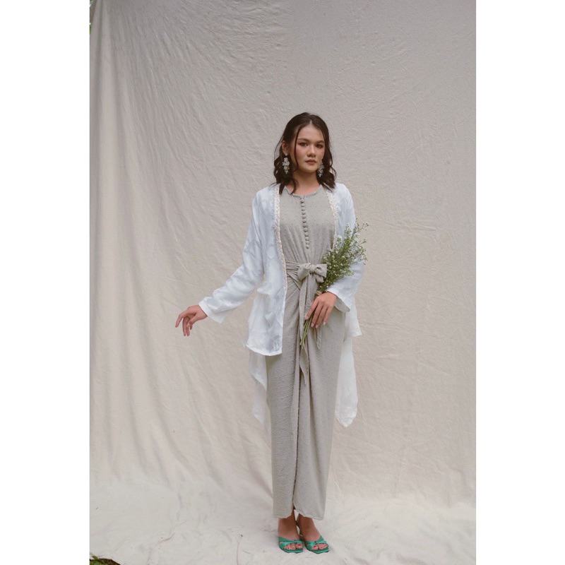 kebaya set , luna set by jaleela