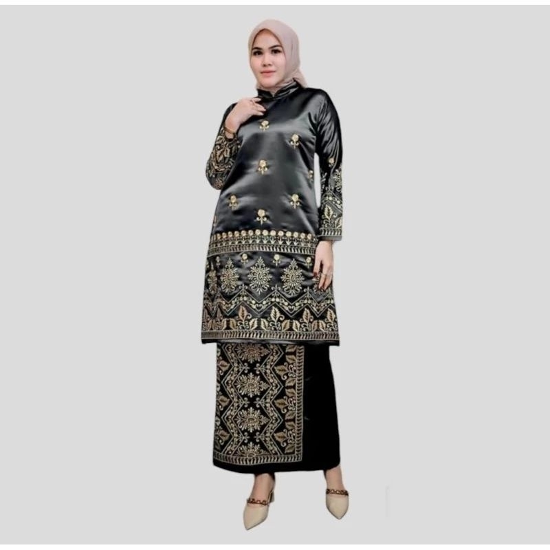 Setelan Baju Melayu Bahan Satin Bridal Bordir Kebaya Melayu