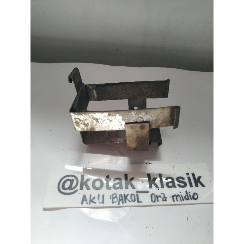 tempat aki wadah aki Suzuki rc 80 rc 100