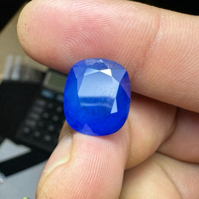 natural royal blue spinel burma