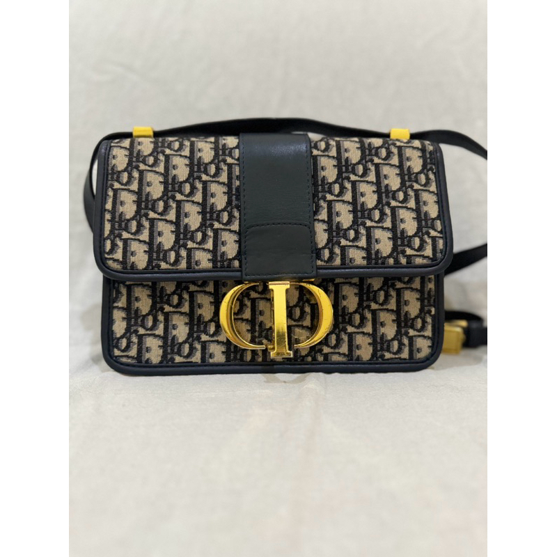 TAS DIOR SMALL 30 MOINTAIGNE PRELOVED BAG